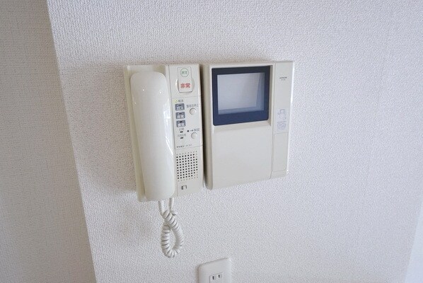 ISIS 24(イーシス 24)の物件内観写真